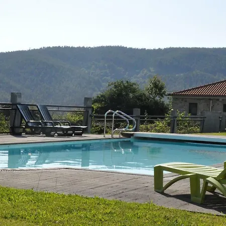 Casa Dos Avos By Eira Dos Canastros Espindelo