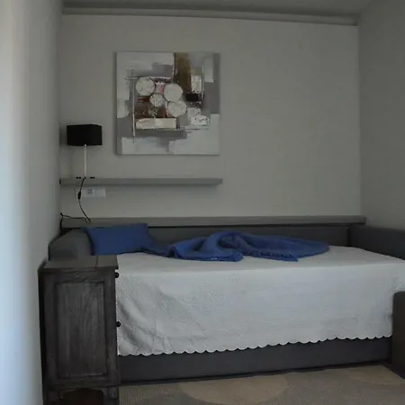 Casa Dos Avos By Eira Dos Canastros *