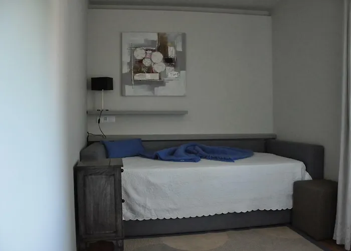 Casa Dos Avos By Eira Dos Canastros *